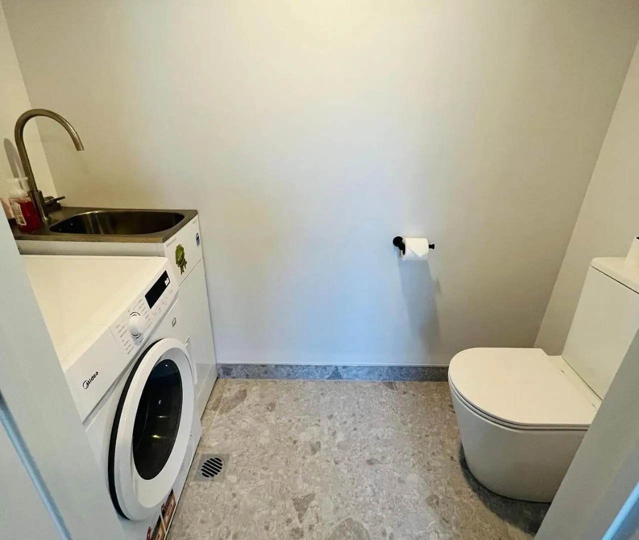 Апартаменты Modern Luxury Suite Near Cbd 3Bed 2Bath Крайстчёрч