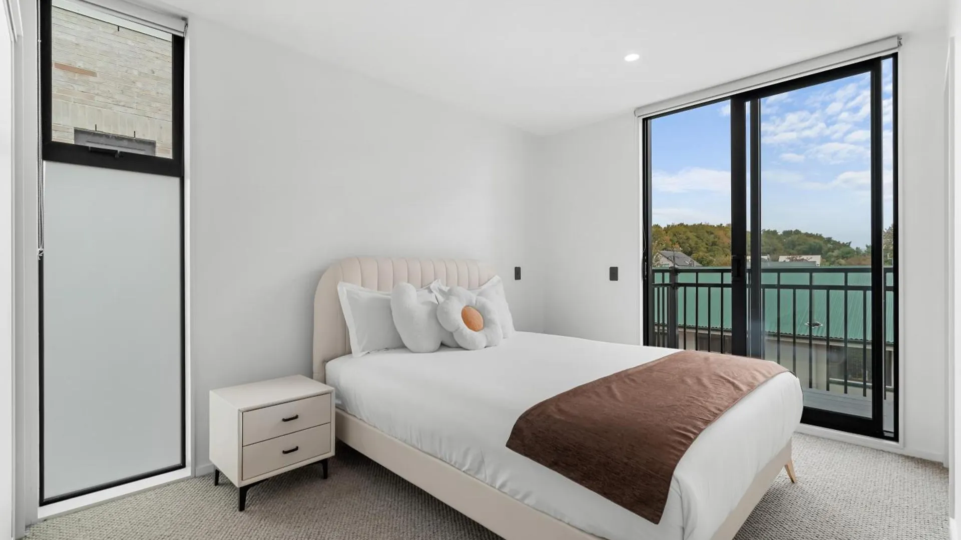 Modern Luxury Suite Near Cbd 3Bed 2Bath Крайстчёрч 0*,  Новая Зеландия